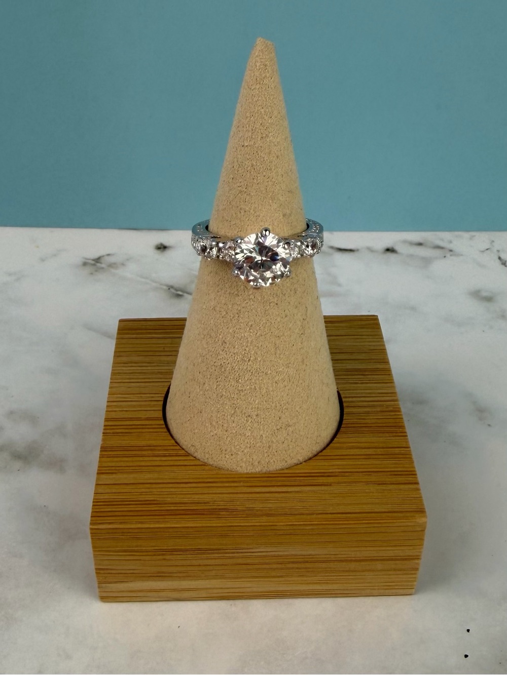 Ornate Chevron Carved CZ Solitaire Cocktail Ring - Size 6